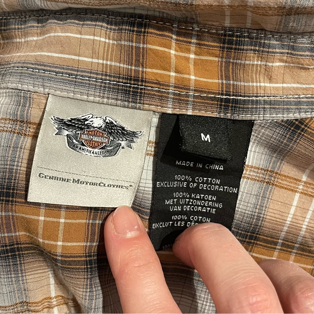 Harley Davidson button up - Picture 5 of 5